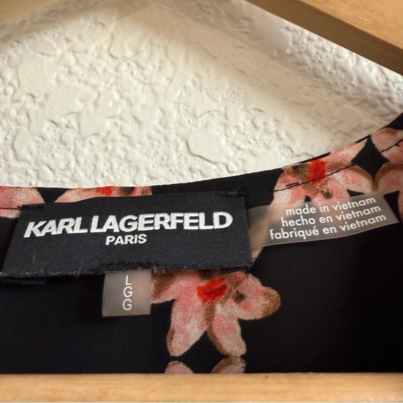 Karl Lagerfeld Black Floral Ruffled Sleeveless Blouse Size Large - Picture 3 of 5